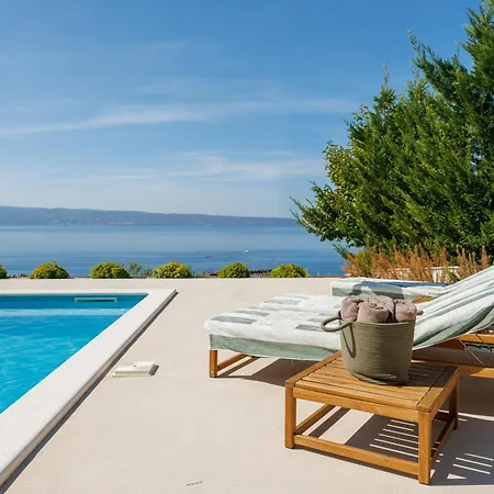 Exclusive Duplex With Pool And Full Sea View * Подстрана